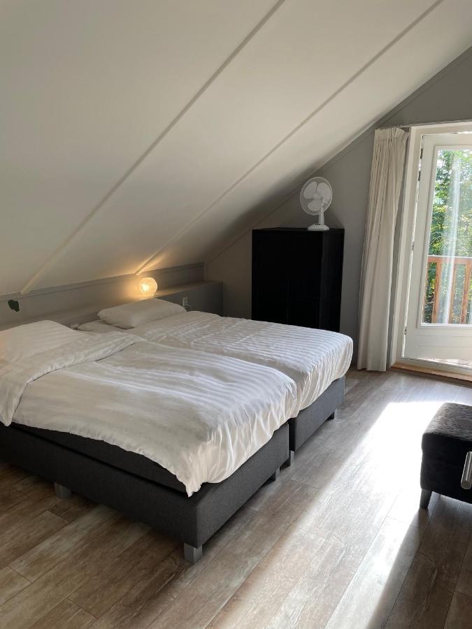 Vila Tofino, Een Comfortabel Vakantiehuis Naast Een Bos En Zwemmeer Gasselte Exteriér fotografie